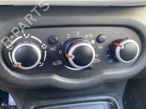 BP31069352I5 main image