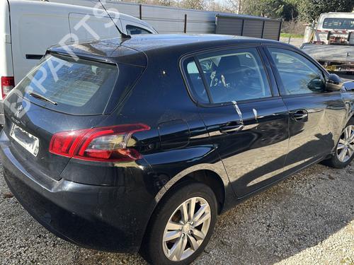 Used Right taillight Right taillight PEUGEOT 308 II (LB_, LP_, LW_, LH_, L3_) 1.5 BlueHDi 130 (131 hp) 33610509 33610509