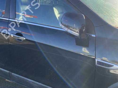 right-front-door-chevrolet-captiva-c100-c140-2006-25686099 main image