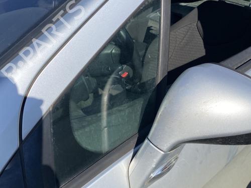 Vidro triangular frente esquerdo PEUGEOT 308 SW I (4E_, 4H_) 1.6 HDi (109 hp) 33213947