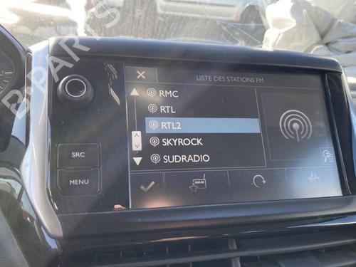 Used Radio PEUGEOT 208 I (CA_, CC_) 1.6 HDi / BlueHDi 75 (75 hp) 32685019