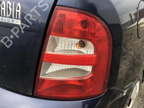 Used Lamp holder SKODA FABIA I (6Y2) 1.9 TDI (100 hp) 25693223