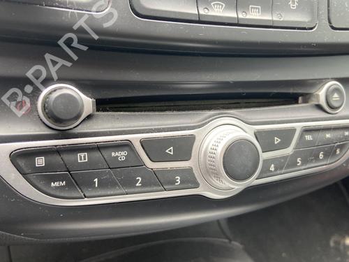 Used Radio RENAULT LAGUNA III (BT0/1) 2.0 dCi (BT07, BT0J, BT14, BT1A, BT1S) (131 hp) 25690412