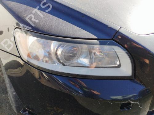 Used Right headlight Right headlight VOLVO V50 (545) 2.0 D (136 hp) 36141717 36141717