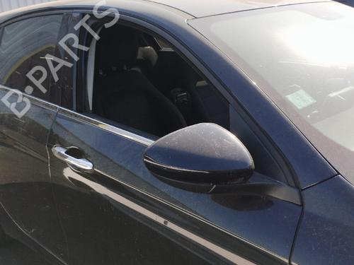Used Right front door Right front door 37651807 37651807