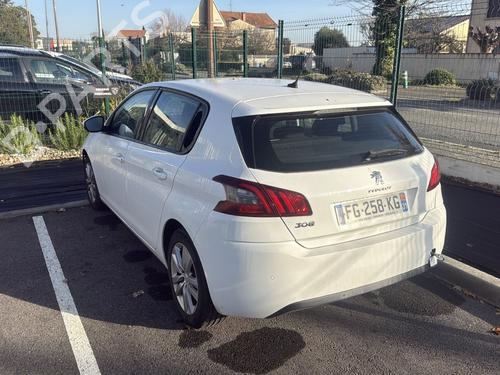 Brukte deler til PEUGEOT 308 II (LB_, LP_, LW_, LH_, L3_) 1.5 BlueHDi 130 (131 hp) 4422037