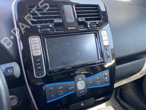 radio-nissan-leaf-ze0-2010-2011-2012-2013-2014-2015-2016-2017-25694046 main image