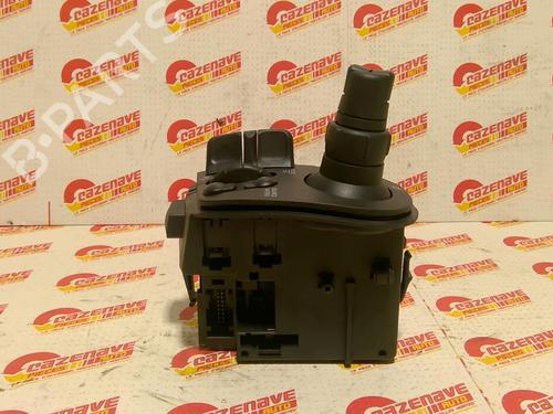 steering-column-stalk-renault-clio-iii-br01-cr01-2005-2006-2007-2008-2009-2010-2011-2012-2013-2014-25695792 main image