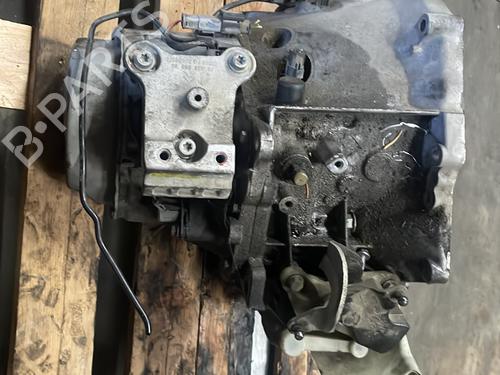 gearkasse-citroen-c4-cactus-2014-25697703 main image