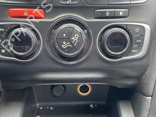 Comando clima CITROËN DS4 (NX_) 1.6 HDi 115 (114 hp) 31359390