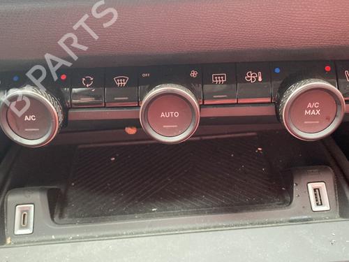 Climate control CITROËN C4 III (BA_, BB_, BC_) ë-C4 (BCZKXC, BZCKSC) 9844375580