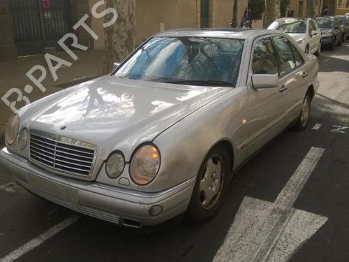 Left taillight MERCEDES-BENZ E-CLASS (W210) E 290 Turbo-D (210.017) | BP25687992C34 