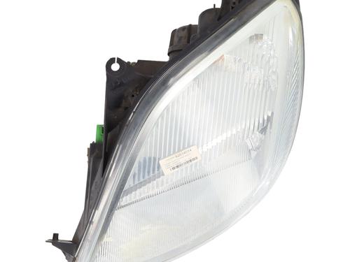 Left headlight FORD FIESTA V (JH_, JD_) 1.4 16V | BP25684567C28 