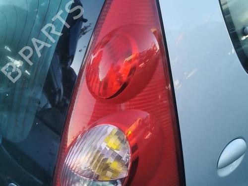 Used Right taillight Right taillight 25698831 25698831