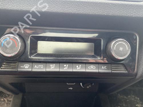 Used Climate control SKODA FABIA III Estate (NJ5) 1.0 TSI (95 hp) 28189914