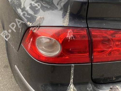 Farolim esquerdo Farolim esquerdo RENAULT LAGUNA II (BG0/1_) 1.9 dCi (BG1A, BG1W, BG0G) (110 hp) 25688638 25688638