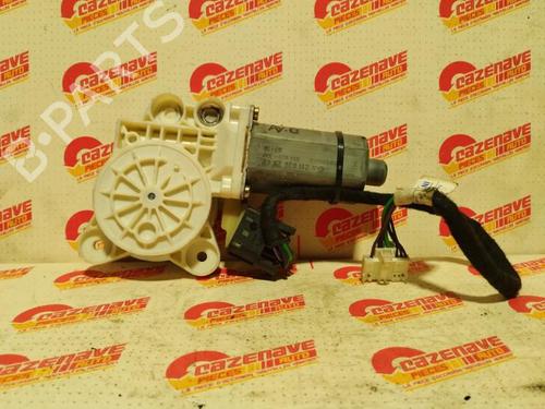 Used Left front window motor MERCEDES-BENZ E-CLASS (W211) E 200 CDI (211.004) (122 hp) 25696431