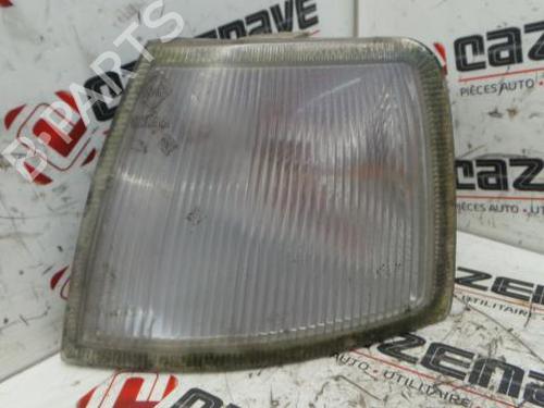 Used Left front indicator OPEL VECTRA A (J89) 2.0 i (F19, M19) (115 hp) 25689992