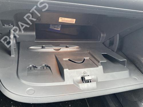 Handskerum Handskerum SEAT IBIZA IV (6J5, 6P1) 1.2 TSI (105 hp) 33700408 33700408