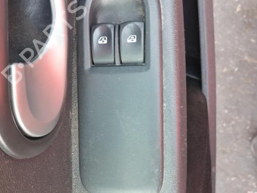 Used Left front window switch Left front window switch 38072310 38072310
