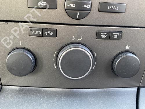climate-control-opel-astra-h-a04-2004-2005-2006-2007-2008-2009-2010-2011-2012-2013-2014-32595697 main image