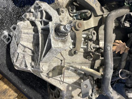 Gearbox RENAULT SCÉNIC II (JM0/1_) 2.0 dCi (JM1K) | BP25680073M3 