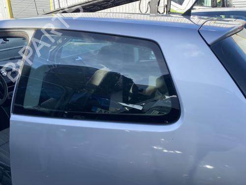 Used Rear left quarter glass VW POLO IV (9N_, 9A_) 1.2 12V (64 hp) 31654615