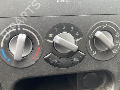 Used Climate control SUZUKI SPLASH (EX) 1.0 (A5B310) (65 hp) 26211089