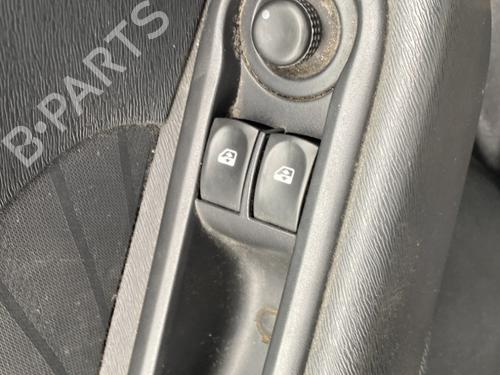 left-front-window-switch-renault-twingo-ii-cn0_-2007-32390352 main image