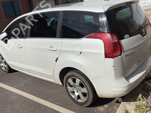 Used Rear bumper PEUGEOT 5008 (0U_, 0E_) 1.6 HDi (112 hp) 29412497