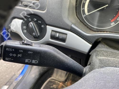 Used Headlight switch SKODA OCTAVIA II (1Z3) 2.0 TDI RS (170 hp) 25682231