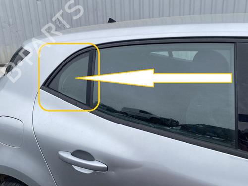 rear-right-door-window-renault-megane-iv-hatchback-b9amn_-2015-33723914 main image
