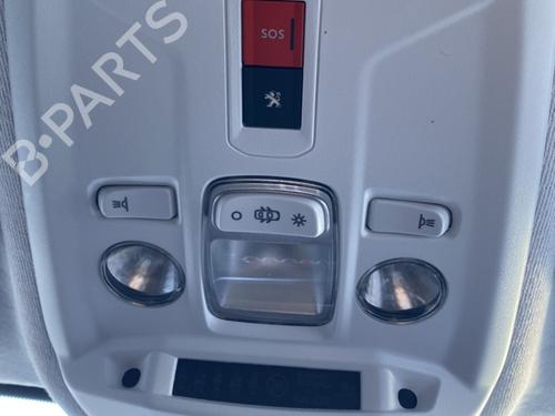 Luz interior PEUGEOT 208 II (UB_, UP_, UW_, UJ_) e-208 (136 hp) 32122390