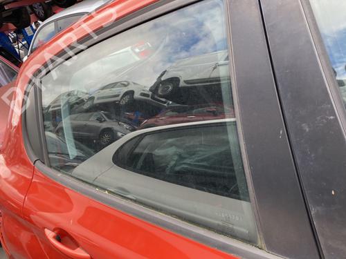 Used Rear right door window Rear right door window PEUGEOT 208 I (CA_, CC_) 1.2 VTI 82 (82 hp) 25682022 25682022
