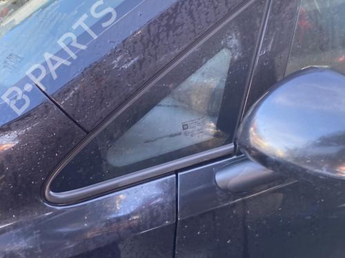 Vidro triangular frente esquerdo OPEL CORSA E (X15) 1.4 (08, 68) (90 hp) 31994493