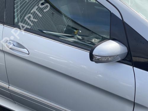 Used Right front door Right front door MERCEDES-BENZ B-CLASS Sports Tourer (W245) B 180 CDI (245.207) (109 hp) 34000445 34000445
