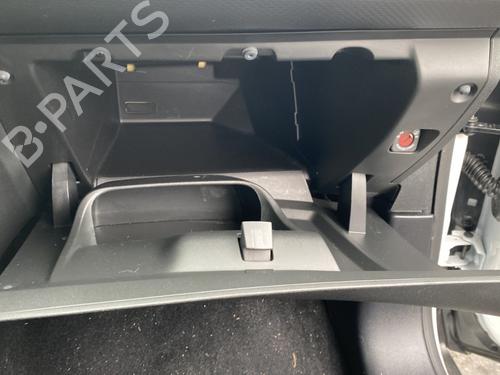 glove-box-peugeot-2008-i-cu_-2013-33535871 main image