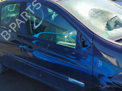 right-front-door-renault-clio-iii-br01-cr01-2005-2006-2007-2008-2009-2010-2011-2012-2013-2014-36651586 main image