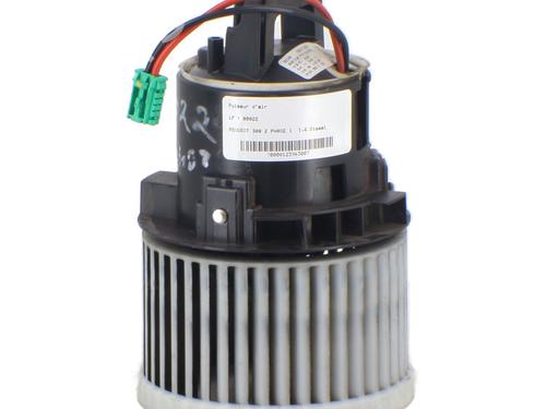 Used Heater blower motor Heater blower motor PEUGEOT 308 II (LB_, LP_, LW_, LH_, L3_) 1.6 BlueHDi 120 (120 hp) 33804419 33804419