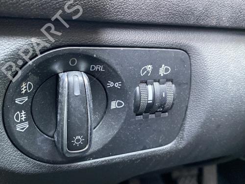 Used Headlight switch AUDI A3 (8P1) 1.9 TDI (105 hp) 26935903