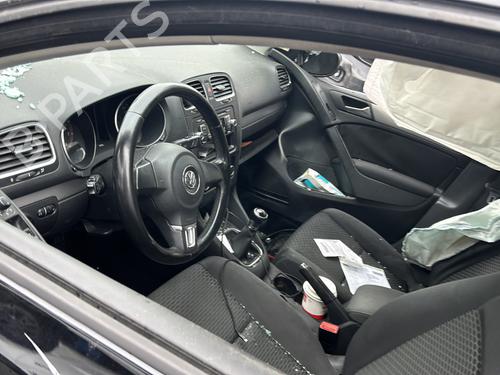 Instrument cluster VW GOLF VI (5K1) 1.4 | BP25677647C47 