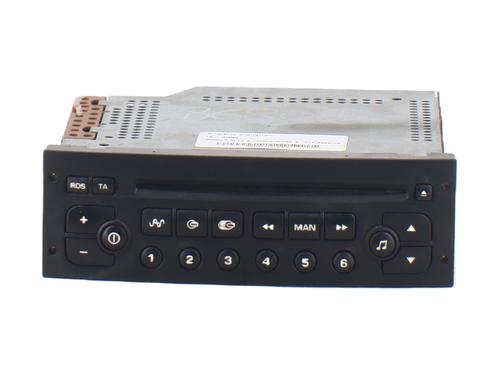 Used Radio RENAULT CLIO II (BB_, CB_) 1.2 16V (BB05, BB0W, BB11, BB27, BB2T, BB2U, BB2V, CB05,... (75 hp) 28809621