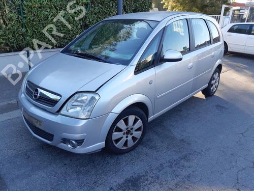 Left headlight OPEL MERIVA A MPV (X03) 1.7 CDTI (E75) | BP25696395C28 