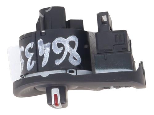 Headlight switch SEAT ALTEA XL (5P5, 5P8) 2.0 TDI 16V | BP25675808I24