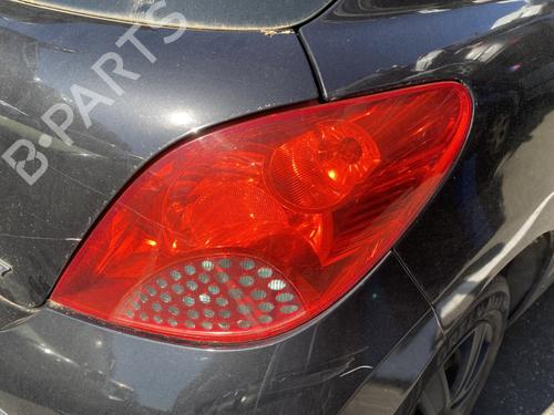 Used Right taillight Right taillight 25681694 25681694