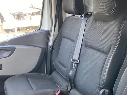 Used Right front seat RENAULT TRAFIC III Van (FG_) 1.6 dCi 125 (FGMH) (125 hp) 26975753