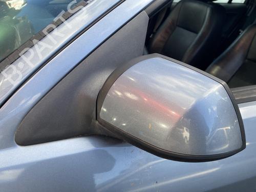 Retrovisor esquerdo FORD MONDEO III Turnier (BWY) 2.0 16V TDDi / TDCi (115 hp) 25681324