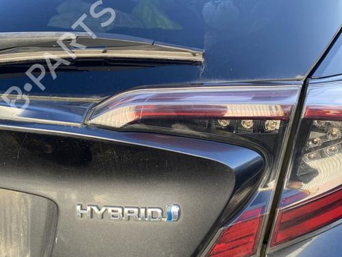 Used Right tailgate light TOYOTA C-HR (_X1_) 1.8 Hybrid (ZYX10_, ZYX11_, ZYX10R, ZYX11R) (122 hp) 30885313
