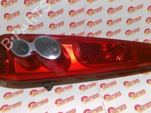 Used Right taillight FORD FIESTA V (JH_, JD_) 1.4 TDCi (68 hp) 25674704