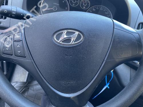 Used Driver airbag HYUNDAI i30 (FD) 1.6 CRDi (90 hp) 29121136